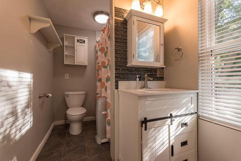 40 Junction St, Warwick, RI 02889 photo 9