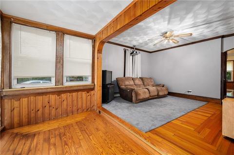 135 Orchard St, Woonsocket, RI 02895 photo 17