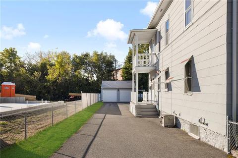 103 Rodman St, Woonsocket, RI 02895 photo 17