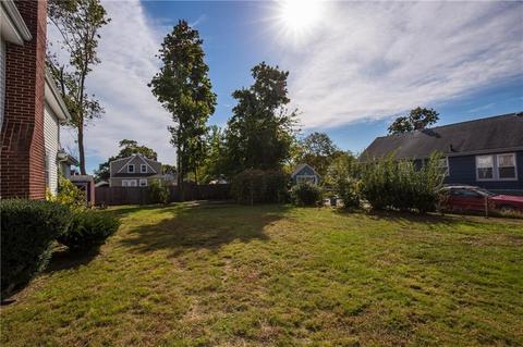 200 Morse Ave, Warwick, RI 02886 photo 6