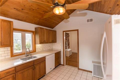 200 Morse Ave, Warwick, RI 02886 photo 35