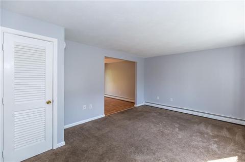 75 Reed St, Warwick, RI 02886 photo 5