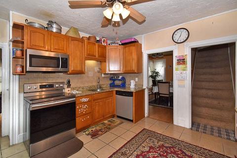 76 Union St, Woonsocket, RI 02895 photo 7