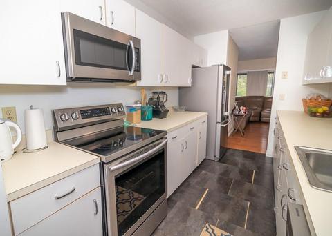 303 Holley Ln, Woonsocket, RI 02895 photo 8