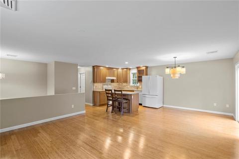 2 Miskiania Trl, Exeter, RI 02822 photo 6