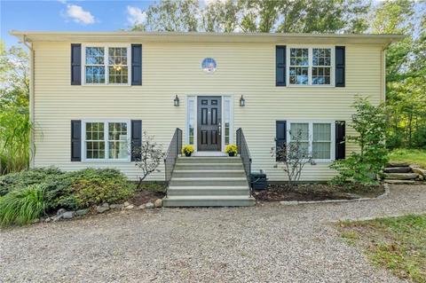 2 Miskiania Trl, Exeter, RI 02822 photo 1