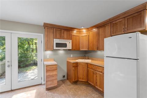 2 Miskiania Trl, Exeter, RI 02822 photo 17