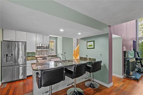39 Addy Dr, Bristol, RI 02809 photo 11