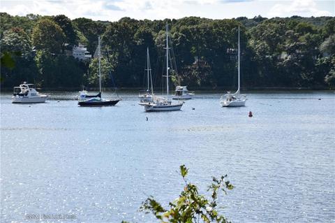 105 Oak Tree Ave, Warwick, RI 02886 photo 15
