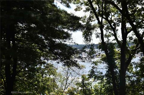 105 Oak Tree Ave, Warwick, RI 02886 photo 13