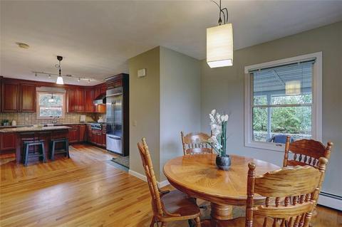 5 Chace Ave, Warren, RI 02885 photo 12