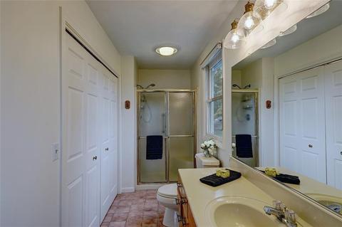 5 Chace Ave, Warren, RI 02885 photo 22
