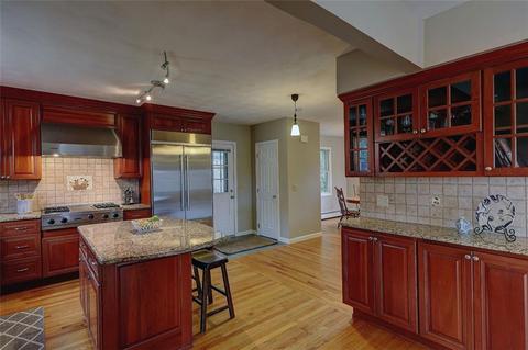 5 Chace Ave, Warren, RI 02885 photo 9