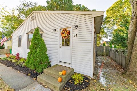 16 Pinehurst Ave, Warwick, RI 02889 photo 2