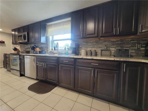 4 Terrace Ave, Warren, RI 02885 photo 9