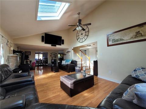 4 Terrace Ave, Warren, RI 02885 photo 3
