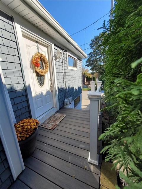 4 Terrace Ave, Warren, RI 02885 photo 2