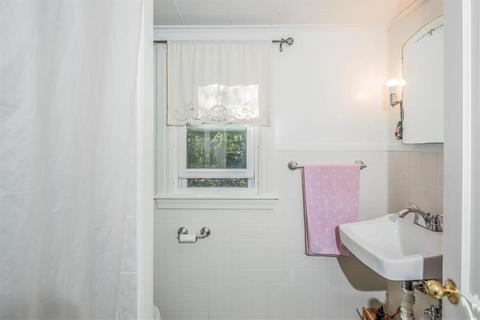 143 Post Rd, Westerly, RI 02891 photo 29