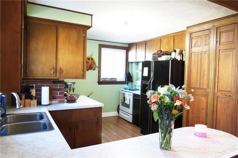 432 Transit St, Woonsocket, RI 02895 photo 6