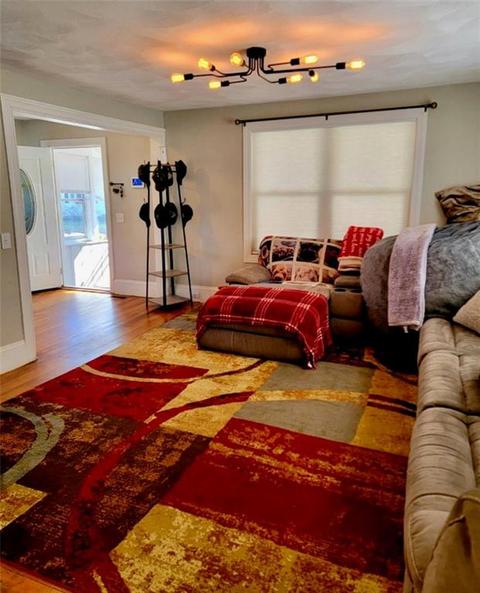 29 Wayne St, Warwick, RI 02889 photo 4