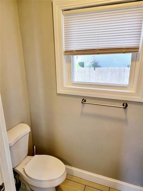 29 Wayne St, Warwick, RI 02889 photo 13