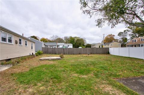 30 Pleasant View Dr, North Providence, RI 02904 photo 11