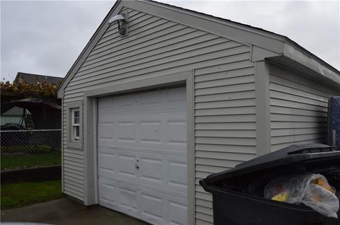 85 Main St, West Warwick, RI 02893 photo 10