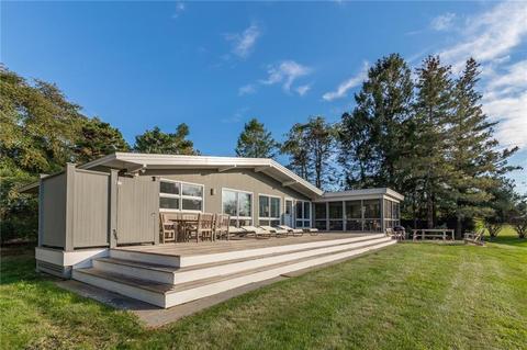 43 Old Main Rd, Little Compton, RI 02837 photo 8
