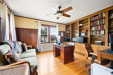 1092 Main Ave, Warwick, RI 02886 photo 17