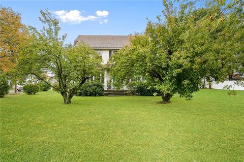 1092 Main Ave, Warwick, RI 02886 photo 2