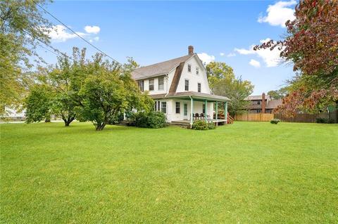 1092 Main Ave, Warwick, RI 02886 photo 1