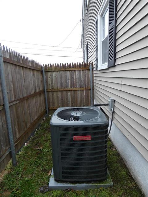 39 Compton St, Providence, RI 02908 photo 23