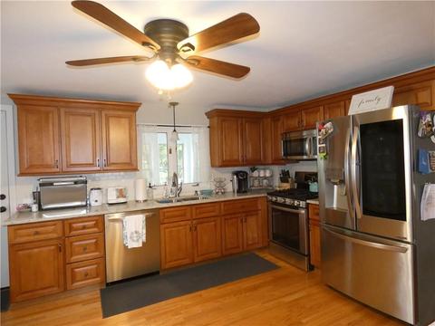 39 Compton St, Providence, RI 02908 photo 3