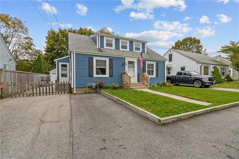 55 Barber Ave, Warwick, RI 02886 photo 2