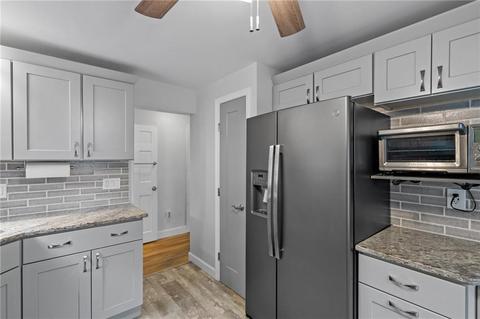 55 Barber Ave, Warwick, RI 02886 photo 5