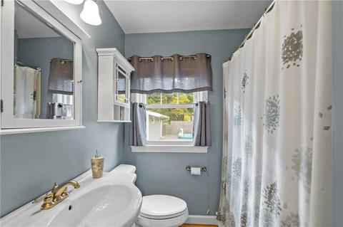 55 Barber Ave, Warwick, RI 02886 photo 11