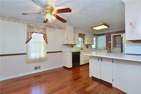 28 Oberlin Dr, Warwick, RI 02886 photo 9