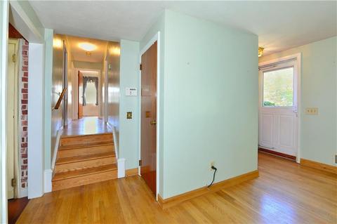 28 Oberlin Dr, Warwick, RI 02886 photo 22