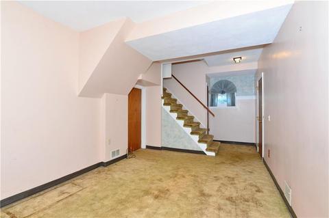 28 Oberlin Dr, Warwick, RI 02886 photo 32