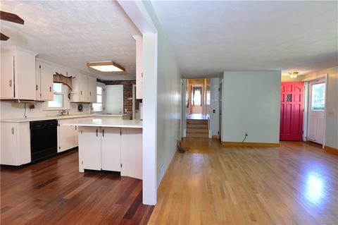 28 Oberlin Dr, Warwick, RI 02886 photo 21