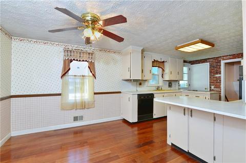 28 Oberlin Dr, Warwick, RI 02886 photo 11