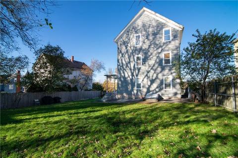 251 Middle St, Fall River, MA 02724 photo 2