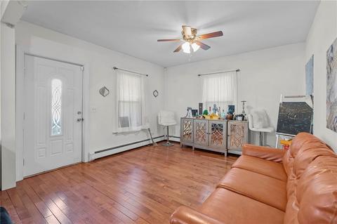 28 Sunnyside Ave, Woonsocket, RI 02895 photo 3