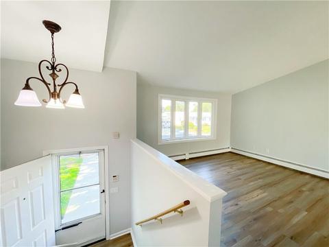90 Naples Ave, Warwick, RI 02886 photo 16