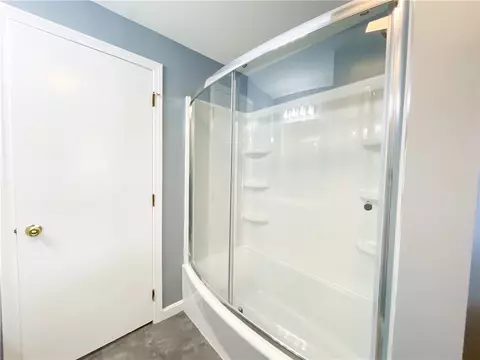 90 Naples Ave, Warwick, RI 02886 photo 14