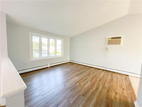 90 Naples Ave, Warwick, RI 02886 photo 10