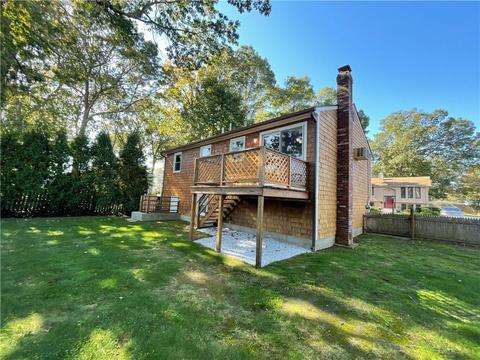 90 Naples Ave, Warwick, RI 02886 photo 2