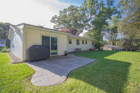 69 Forestdale Dr, Cumberland, RI 02864 photo 16