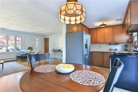 38 Audubon Rd, Warwick, RI 02888 photo 9