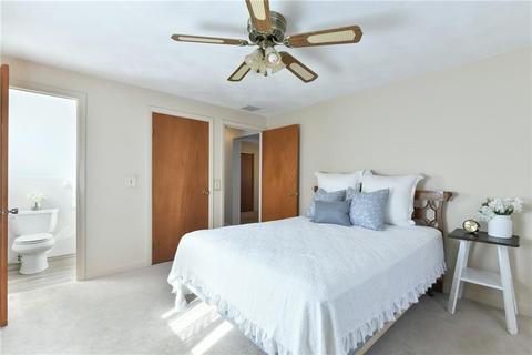 38 Audubon Rd, Warwick, RI 02888 photo 14